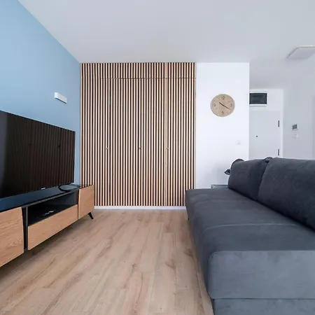 Więckowskiego View By Bookinghost Apartament