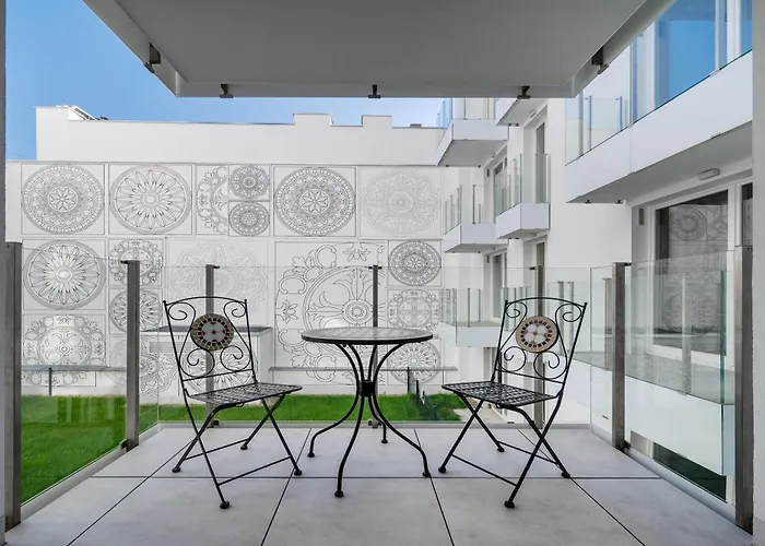 Wieckowskiego View By Bookinghost Łódź